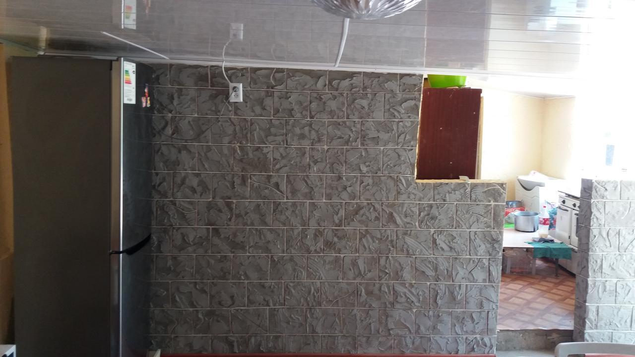 Happy Hostel In Kochkor Bagian luar foto